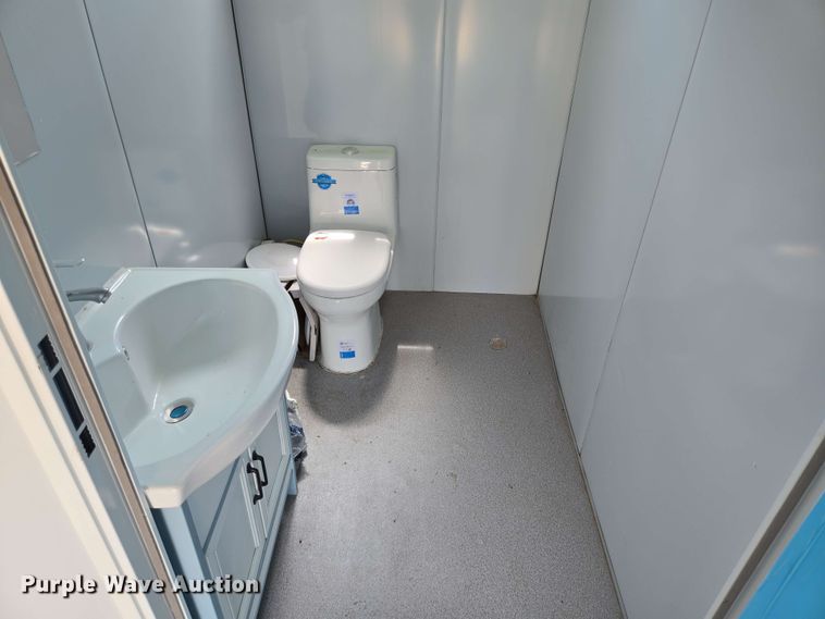 image for item DT4853 Mobile office