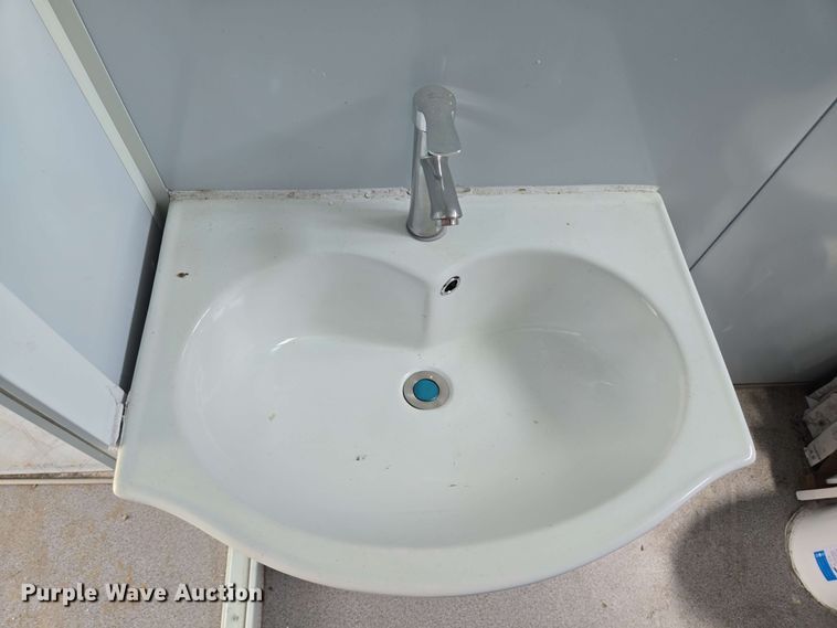 image for item DT4853 Mobile office