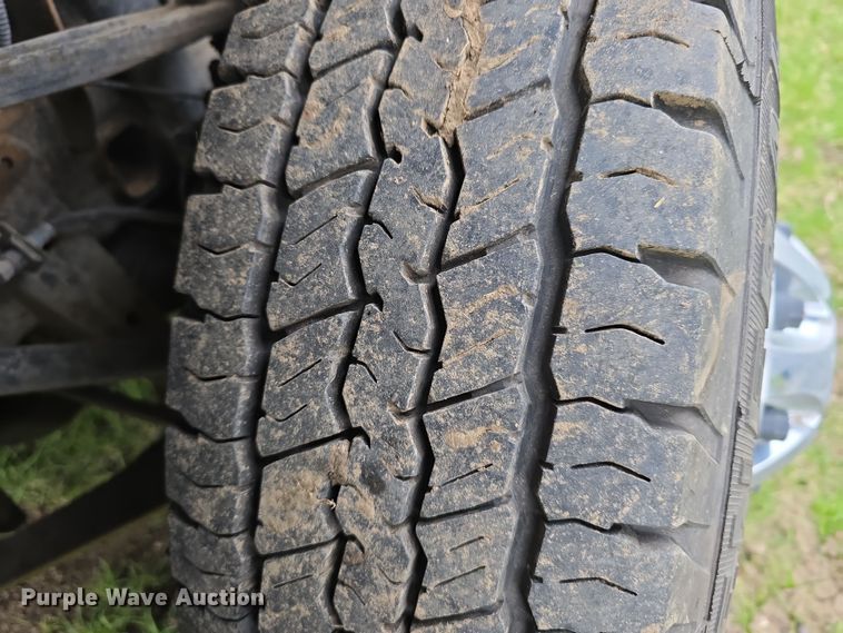 image for item DT6779 2015 Chevrolet Silverado 3500HD Crew Cab pickup truck