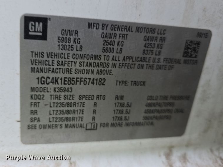 image for item DT6779 2015 Chevrolet Silverado 3500HD Crew Cab pickup truck