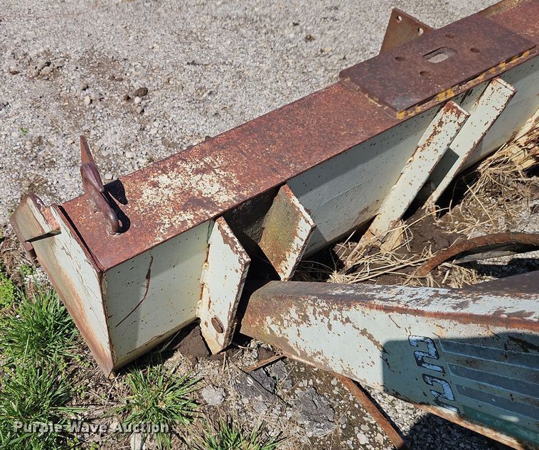 image for item DT7744 Farmhand 22 Loader loader bucket