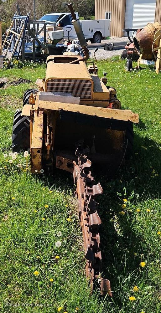 image for item DT7745 Case 30+4 trencher