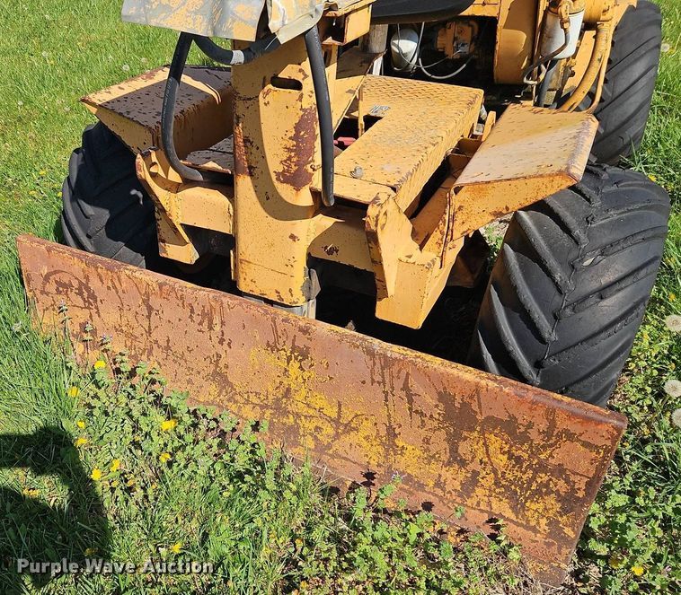 image for item DT7745 Case 30+4 trencher