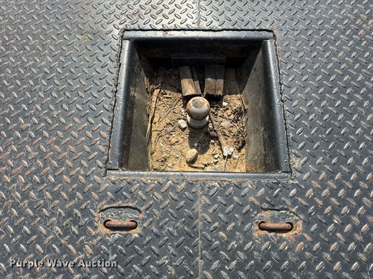 image for item DU3493 CM flatbed