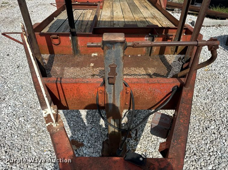 image for item DU3494 1997 Belshe T1-2EP equipment trailer