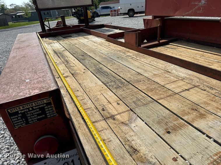 image for item DU3494 1997 Belshe T1-2EP equipment trailer