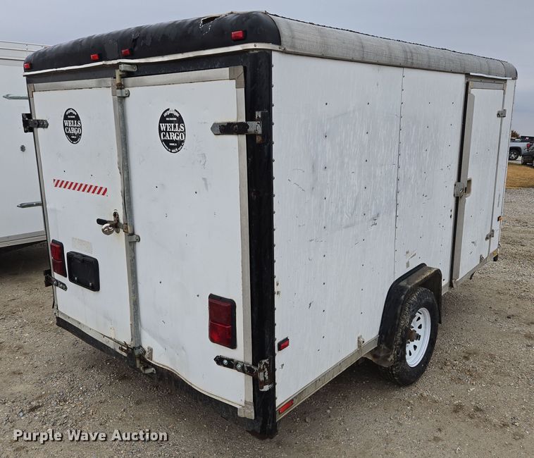 image for item DV1755 1995 Wells Cargo Enclosed cargo trailer
