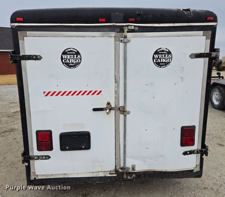 image for item DV1755 1995 Wells Cargo Enclosed cargo trailer