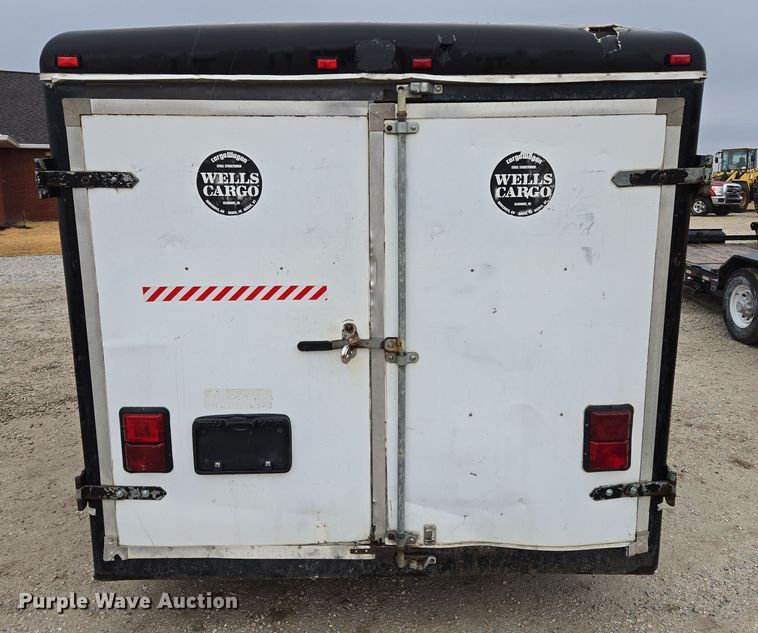 image for item DV1755 1995 Wells Cargo Enclosed cargo trailer