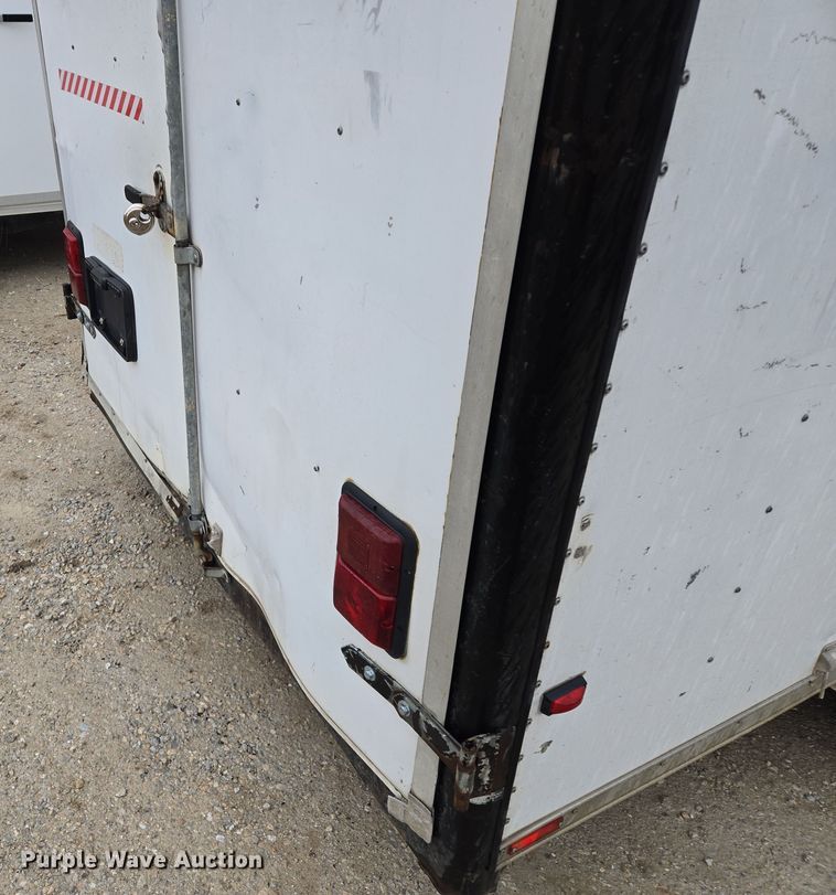 image for item DV1755 1995 Wells Cargo Enclosed cargo trailer