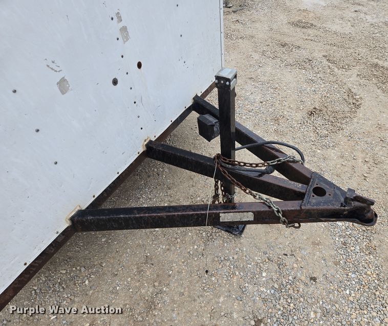 image for item DV1755 1995 Wells Cargo Enclosed cargo trailer