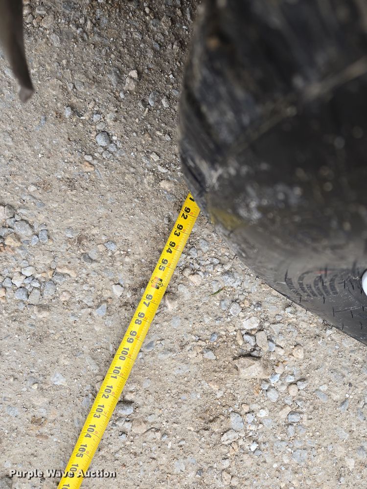 image for item DV1755 1995 Wells Cargo Enclosed cargo trailer