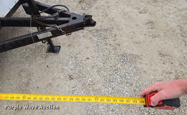 image for item DV1755 1995 Wells Cargo Enclosed cargo trailer