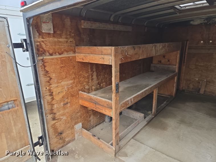 image for item DV1755 1995 Wells Cargo Enclosed cargo trailer