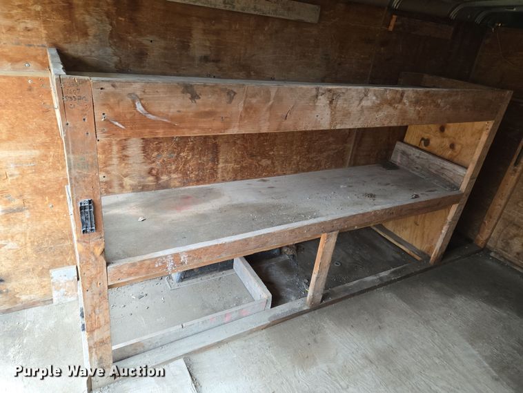 image for item DV1755 1995 Wells Cargo Enclosed cargo trailer