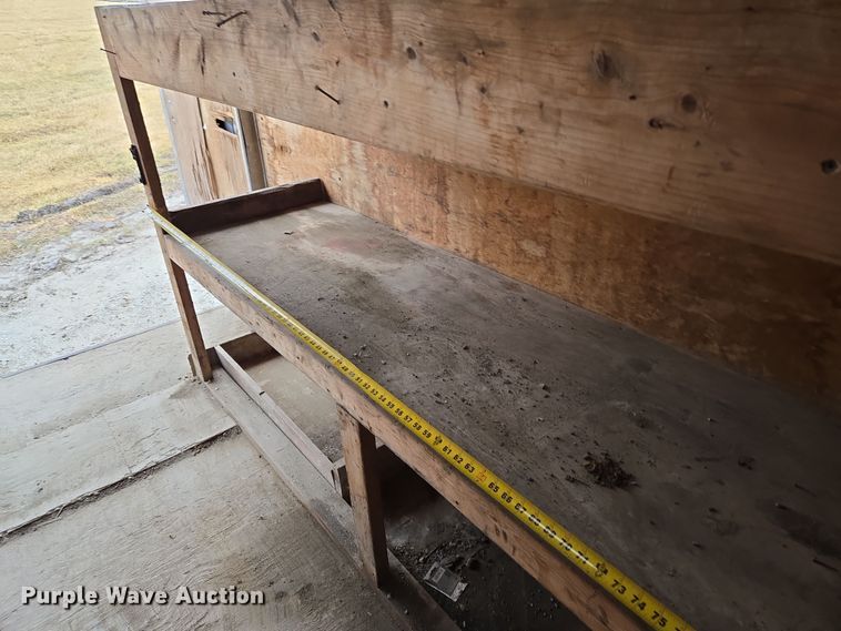 image for item DV1755 1995 Wells Cargo Enclosed cargo trailer