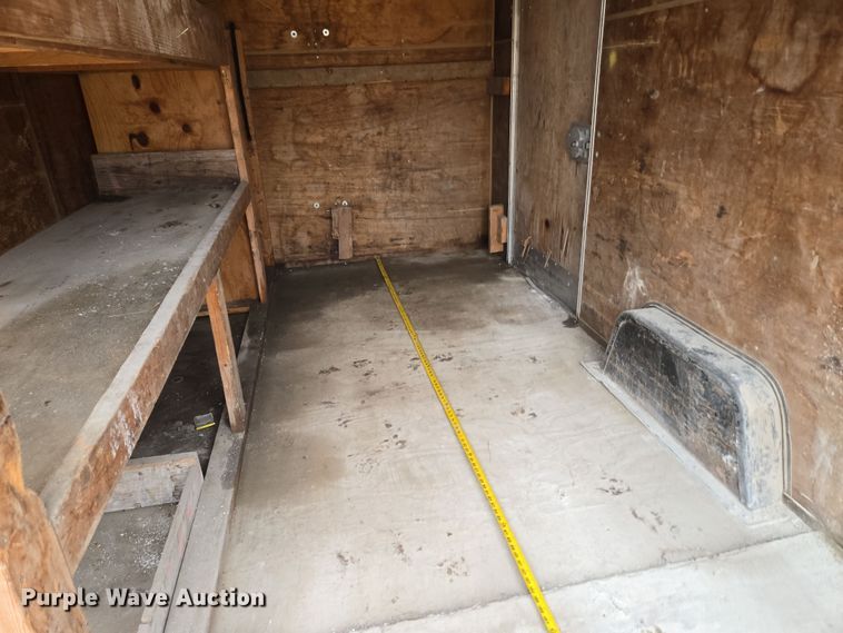 image for item DV1755 1995 Wells Cargo Enclosed cargo trailer