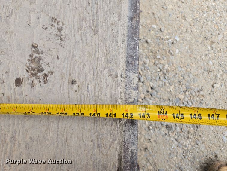 image for item DV1755 1995 Wells Cargo Enclosed cargo trailer