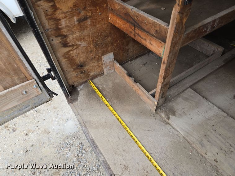 image for item DV1755 1995 Wells Cargo Enclosed cargo trailer