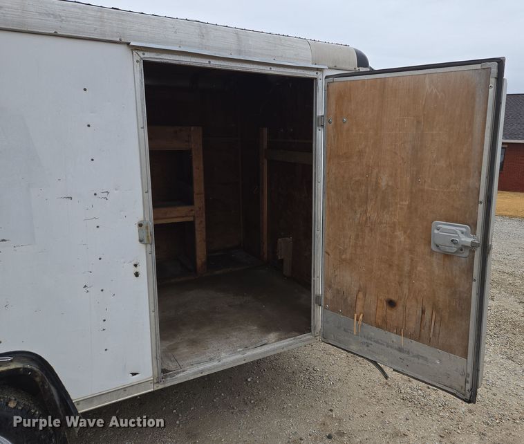 image for item DV1755 1995 Wells Cargo Enclosed cargo trailer