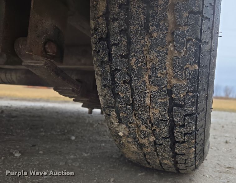 image for item DV1755 1995 Wells Cargo Enclosed cargo trailer