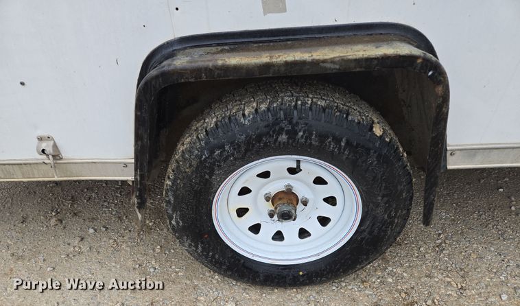 image for item DV1755 1995 Wells Cargo Enclosed cargo trailer