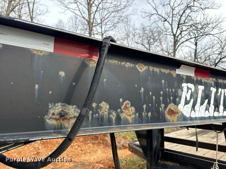 image for item DV1898 2011 Elite Trailers flatbed trailer