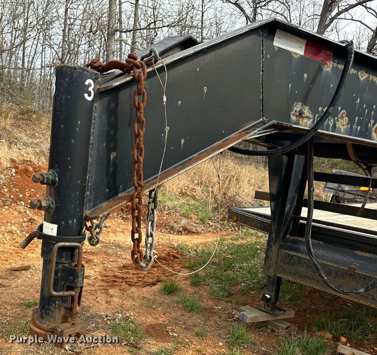 image for item DV1898 2011 Elite Trailers flatbed trailer