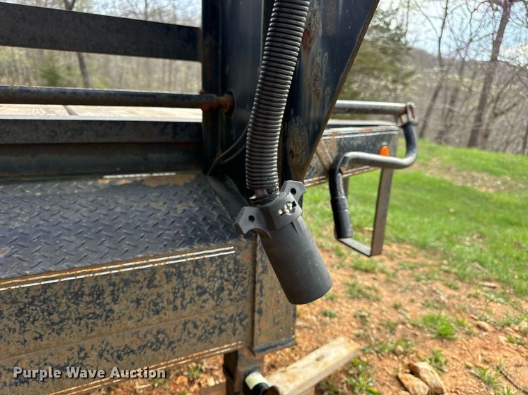 image for item DV1898 2011 Elite Trailers flatbed trailer