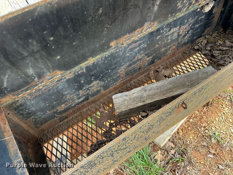 image for item DV1898 2011 Elite Trailers flatbed trailer