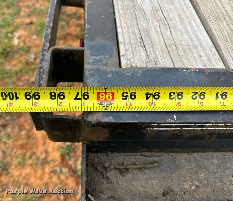 image for item DV1898 2011 Elite Trailers flatbed trailer