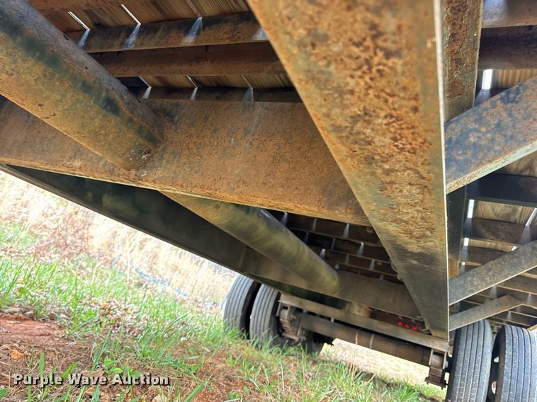 image for item DV1898 2011 Elite Trailers flatbed trailer