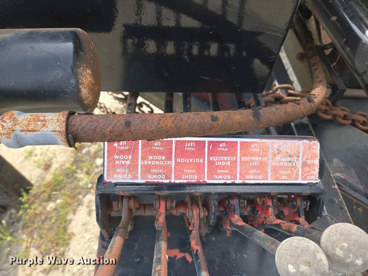 image for item DW1924 IMT  16  truck mounted crane