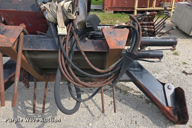 image for item DW1924 IMT  16  truck mounted crane