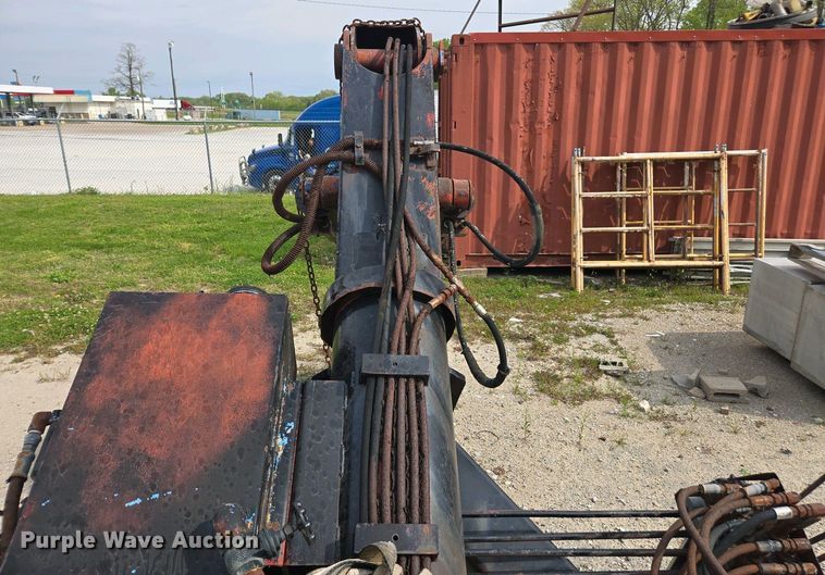 image for item DW1924 IMT  16  truck mounted crane