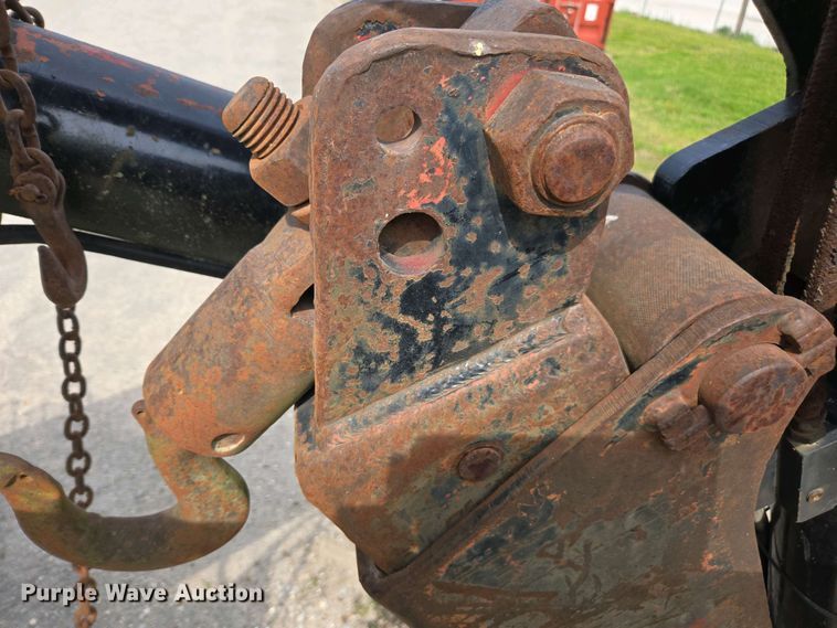 image for item DW1924 IMT  16  truck mounted crane