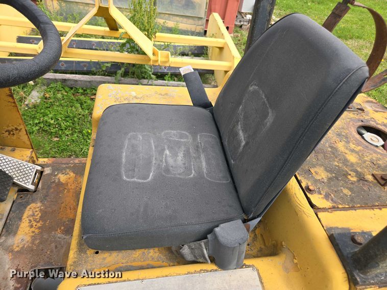 image for item DW1925 Caterpillar  T45C forklift