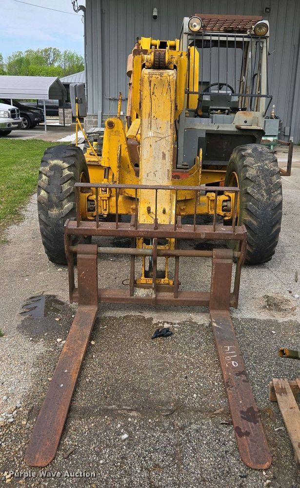 image for item DW1927 1994 JCB 506B telehandler
