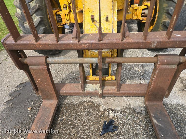 image for item DW1927 1994 JCB 506B telehandler