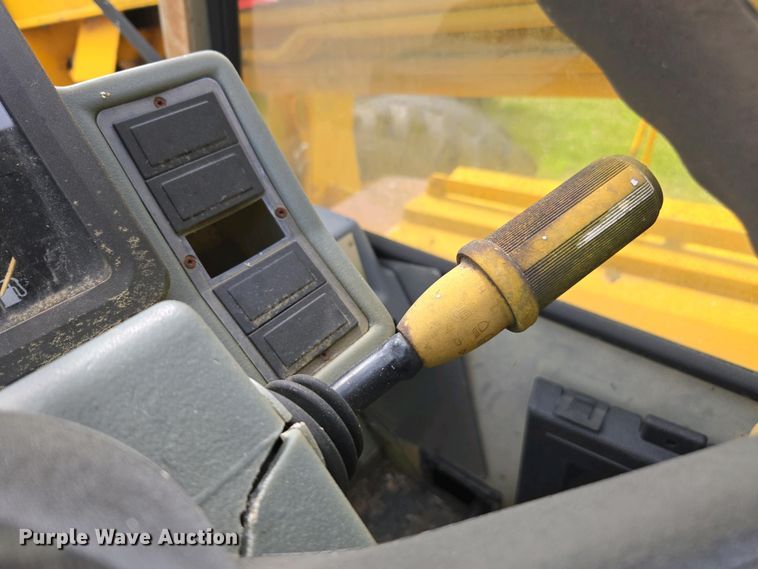 image for item DW1927 1994 JCB 506B telehandler