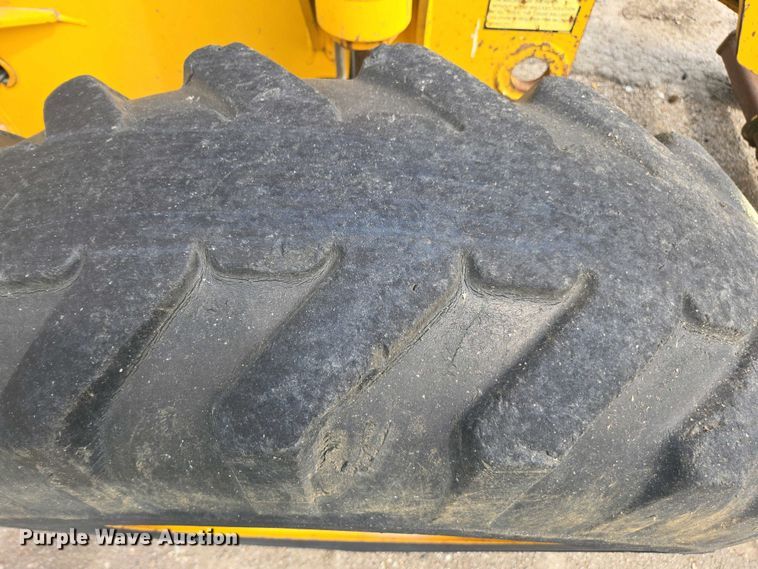 image for item DW1927 1994 JCB 506B telehandler