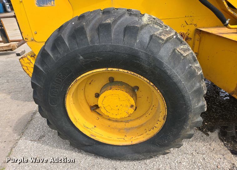 image for item DW1927 1994 JCB 506B telehandler