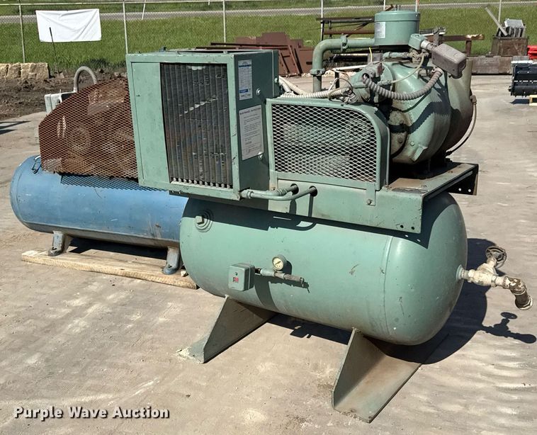 image for item DX8976 (2) air compressors