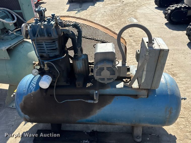 image for item DX8976 (2) air compressors