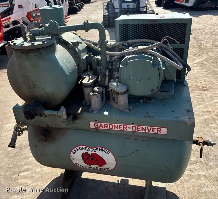 image for item DX8976 (2) air compressors