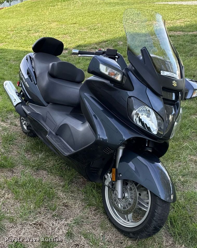 image for item DY8025 2012 Suzuki Burgman 650 motorcycle