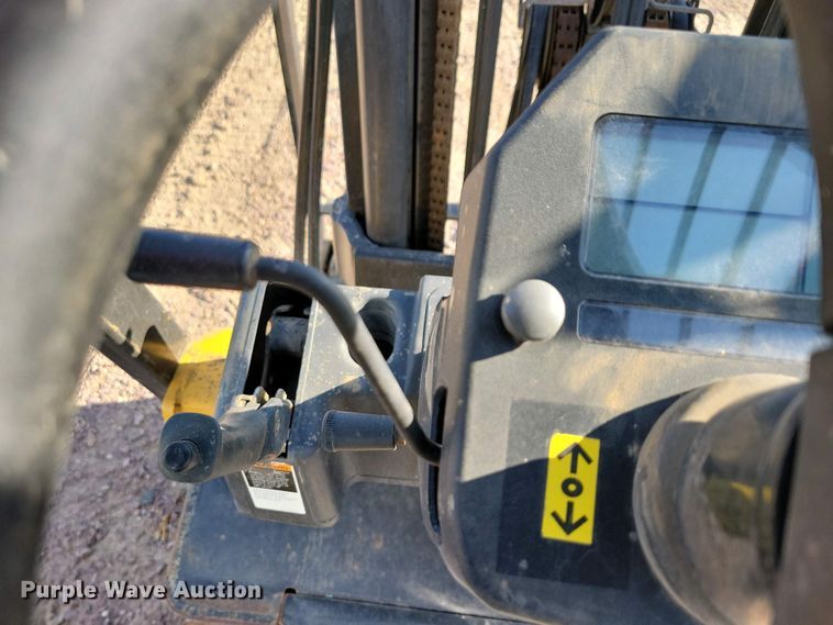 image for item EA2420 Caterpillar E5000-AC forklift