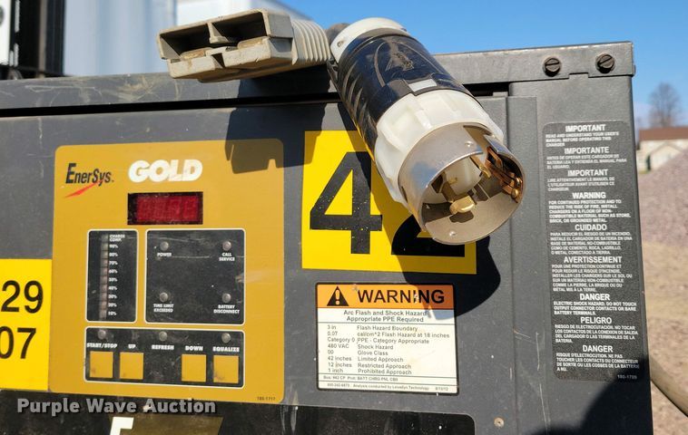 image for item EA2420 Caterpillar E5000-AC forklift