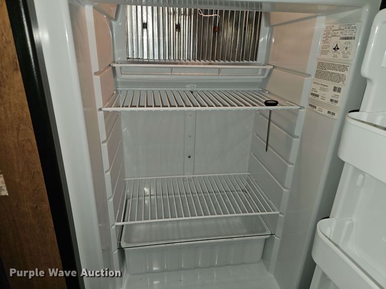 image for item EB7999 2017 Coachman Catalina 321BHDS CK camper