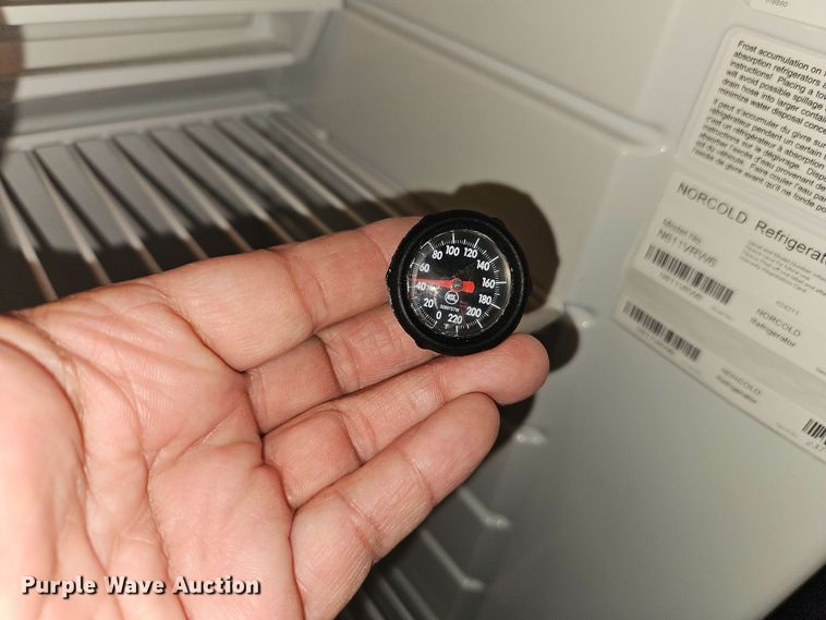 image for item EB7999 2017 Coachman Catalina 321BHDS CK camper